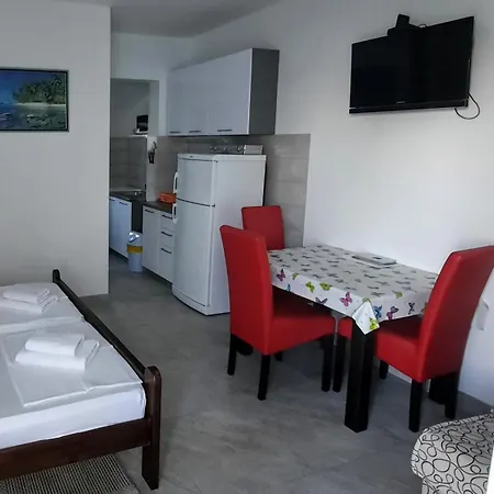 Апартаменти Apartman Blue Eyes *